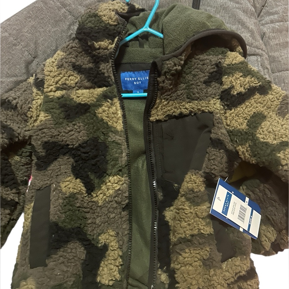 Perry Ellis Kids Green Camo Sherpa Jacket